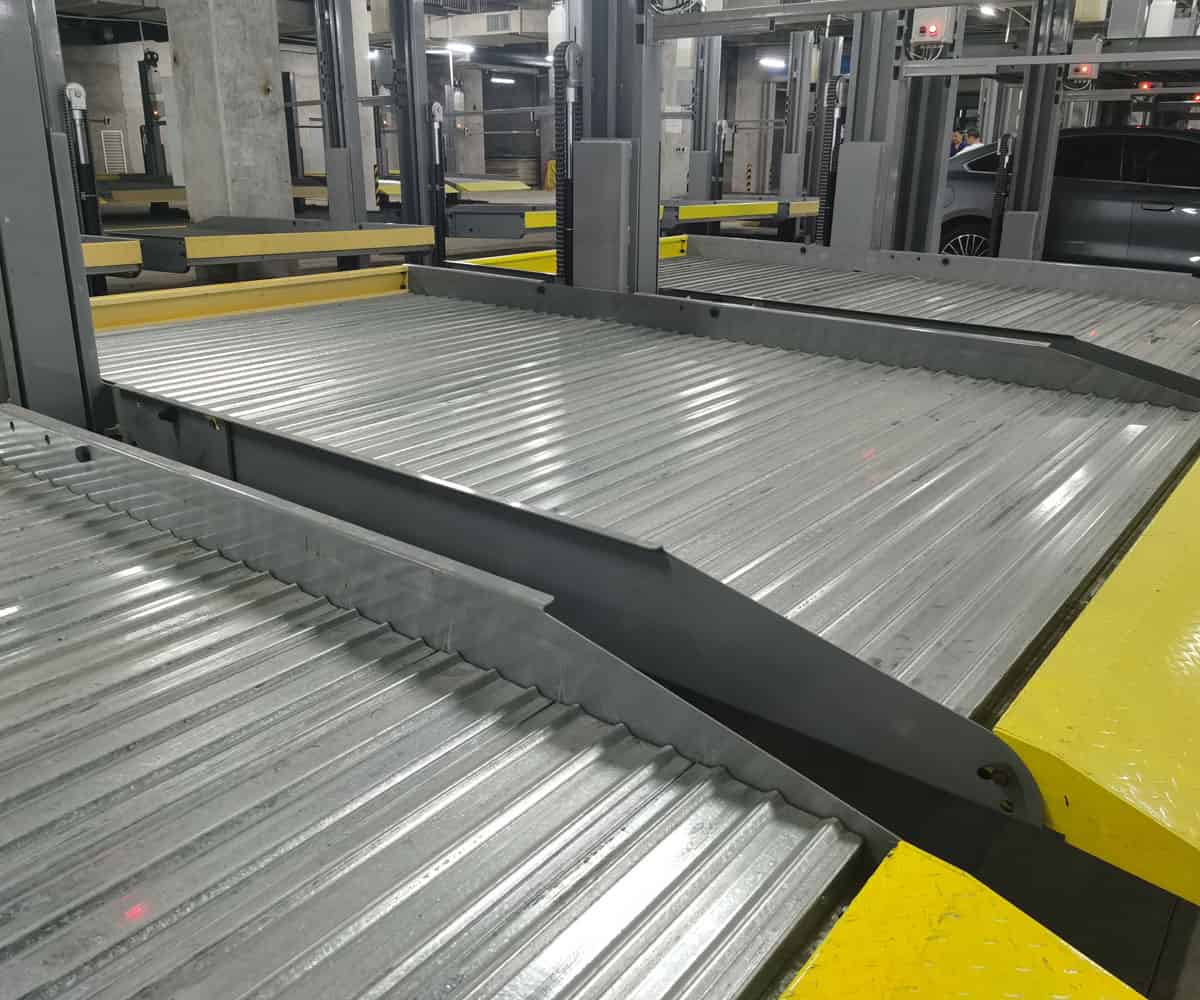 二層升降橫移機(jī)械立體車庫租用